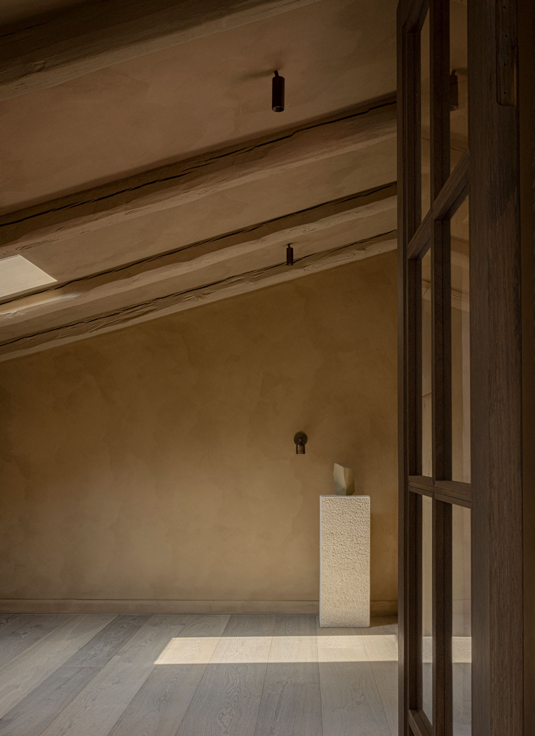 Quiet-Walls4164-kopier